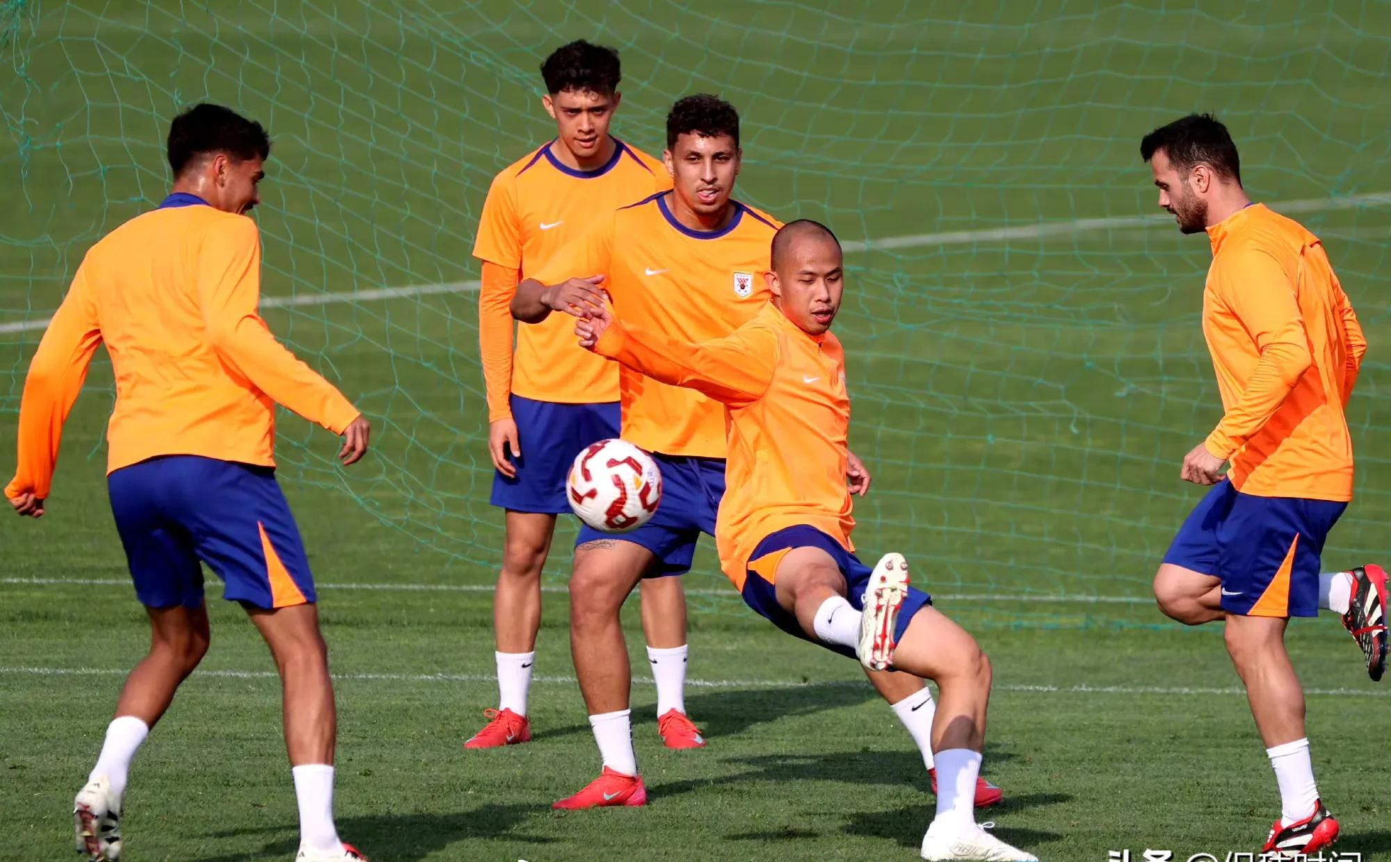 包含马赛发布备战花絮，国际比赛日状态回暖，中超任务艰巨，年轻球员得到机会的词条-爱游戏ayx娱乐